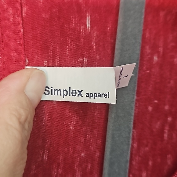 Red T Shirt Real Estate Size L - Picture 3 of 4